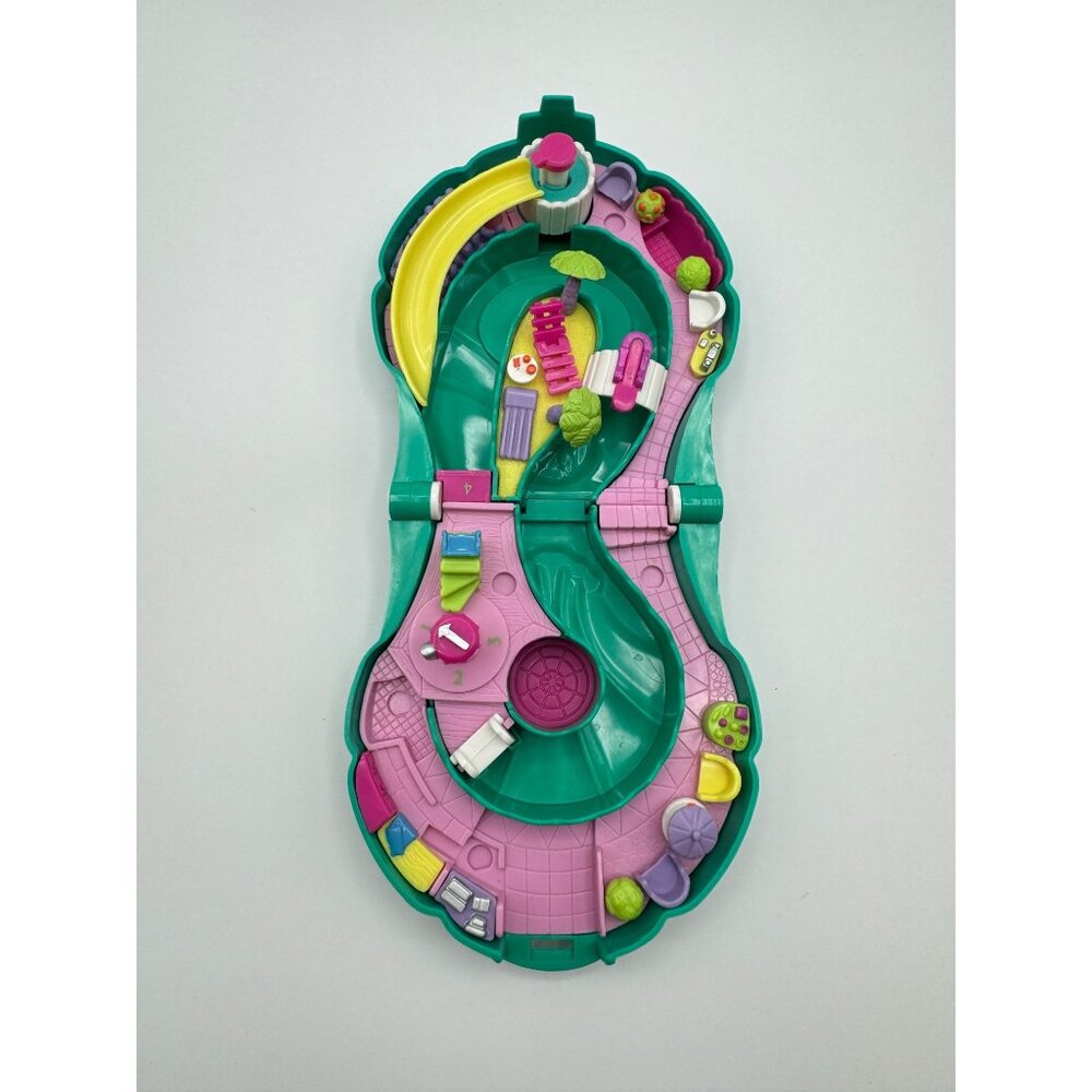 Vintage Bluebird 1995 Polly Pocket Splash 'n Slide / Polly's Waterworld Compact